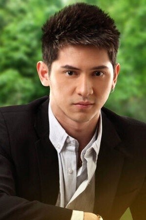 Ahron Villena